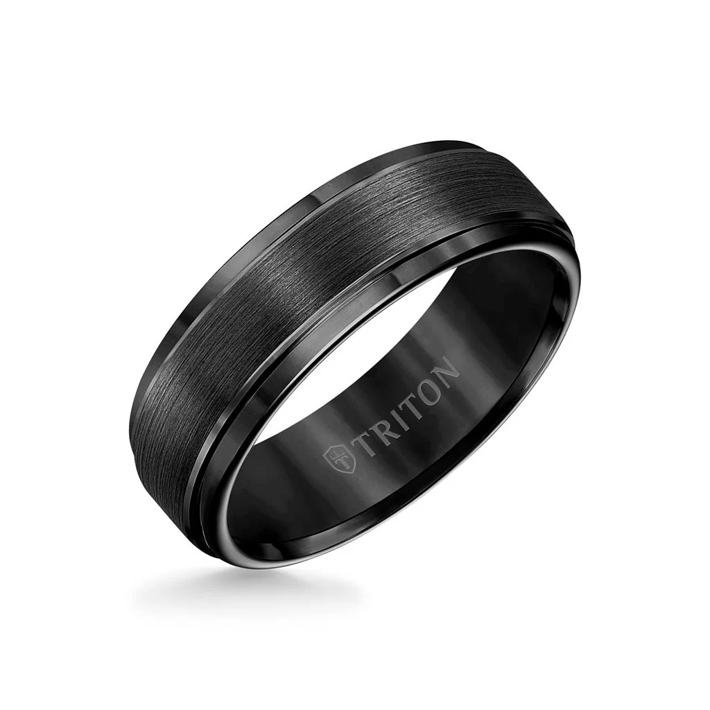 7MM Tungsten Carbide Ring - Brushed Finish and Step Edge - Image 3